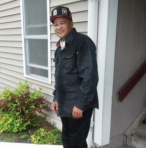 Meet your Posher, Linwood